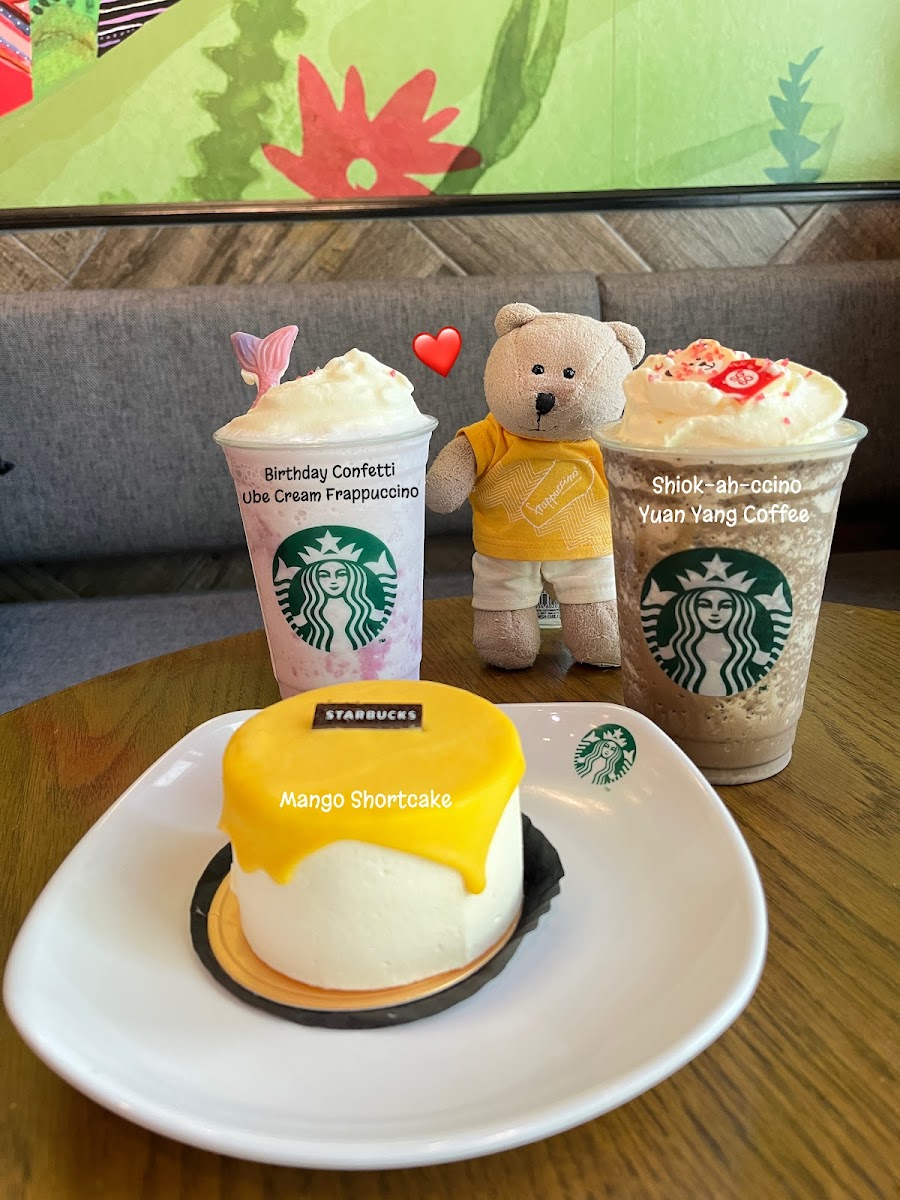 Starbucks Seletar Mall-4